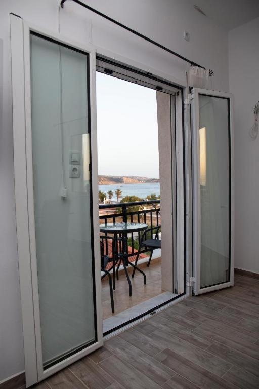 شقة Neápolis  في Sea View House Matina المظهر الخارجي الصورة
